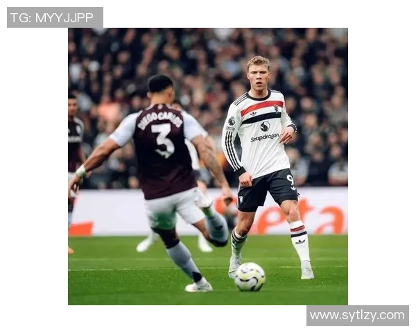 保罗·斯科尔斯：从曼联中场核心到英格兰足球传奇的成长历程