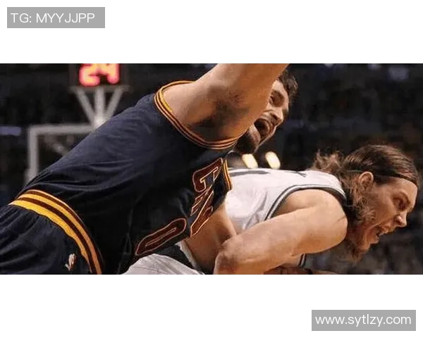 勇士与骑士激战正酣 双方高手云集谁能笑到最后