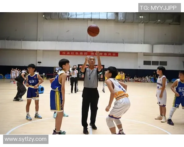 青春激扬奋勇拼搏展现新时代青年体育运动风采